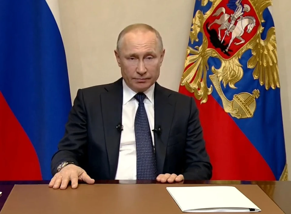 Владимир Путин объявил о нерабочей неделе в стране