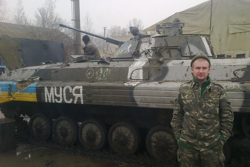 Запрещено размещать вооружение и военную технику возле жилых домов и объектов гражданской инфраструктуры. Фото: vif2ne.org