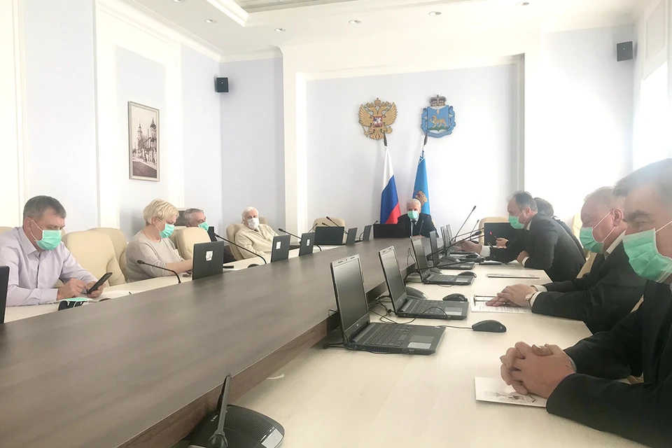 Фото пресс-службы Псковского областного Собрания депутатов.