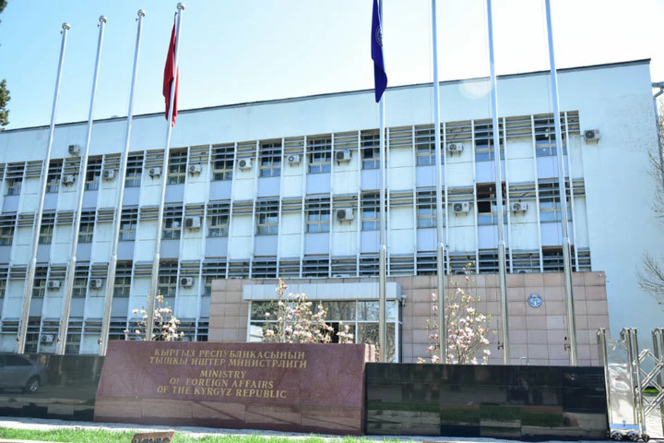 МИД вернул в Кыргызстан еще 32 граждан республики.