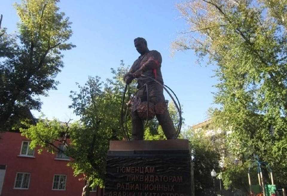 В Тюмени перенесли торжества у памятника ликвидаторам радиационных аварий и катастроф. Фото - 2Гис.