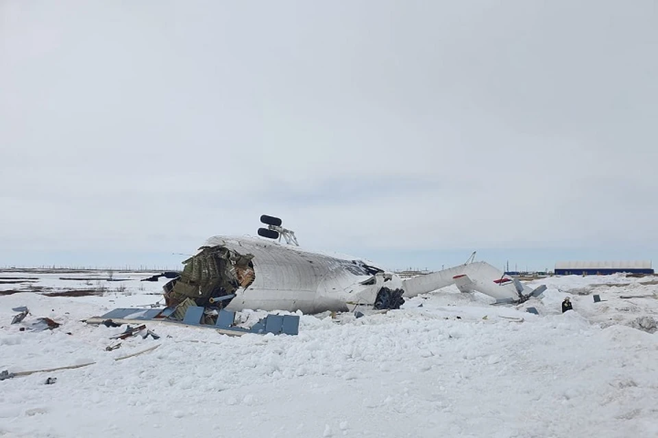 Следователи рассказали, что произошло с вертолётом, совершившим жёсткую посадку на Ямале. Фото: Уральское следственное управление на транспорте