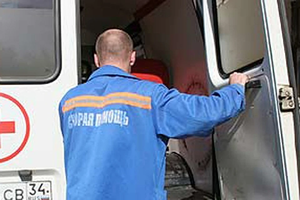 Больным приходится ждать приезда "скорой" по несколько часов.
