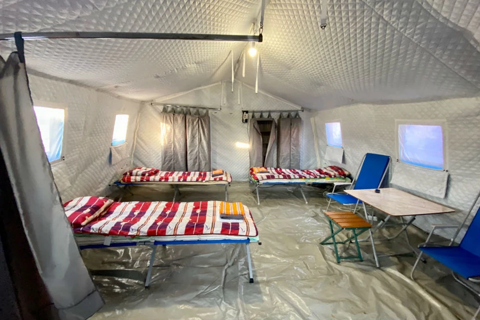 В Белокаменке в середине апреля был развернут аэромобильный госпиталь МЧС.