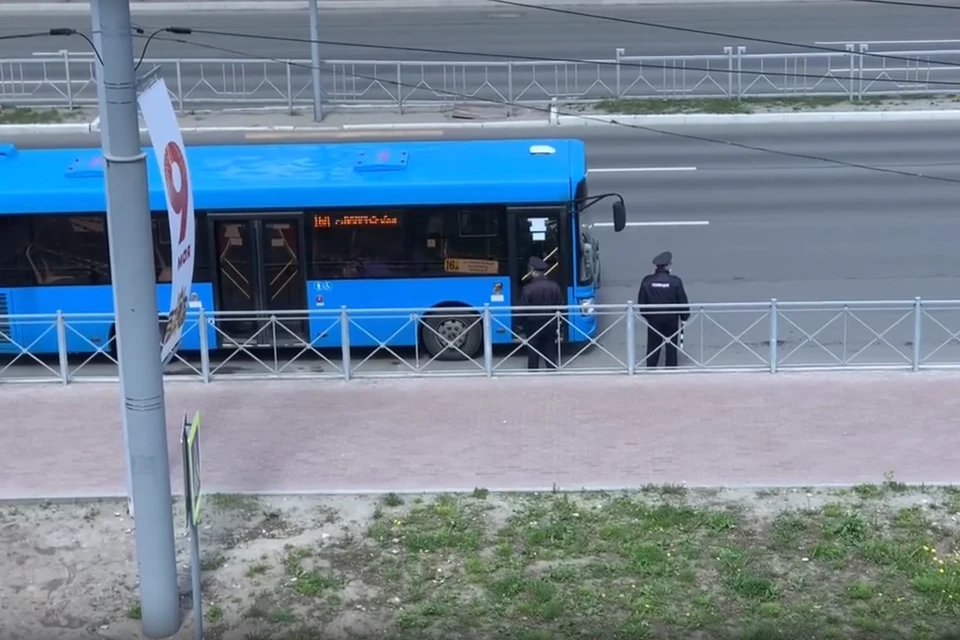 Напомним, что с 7 мая ношение масок обязательно для всех брянцев.