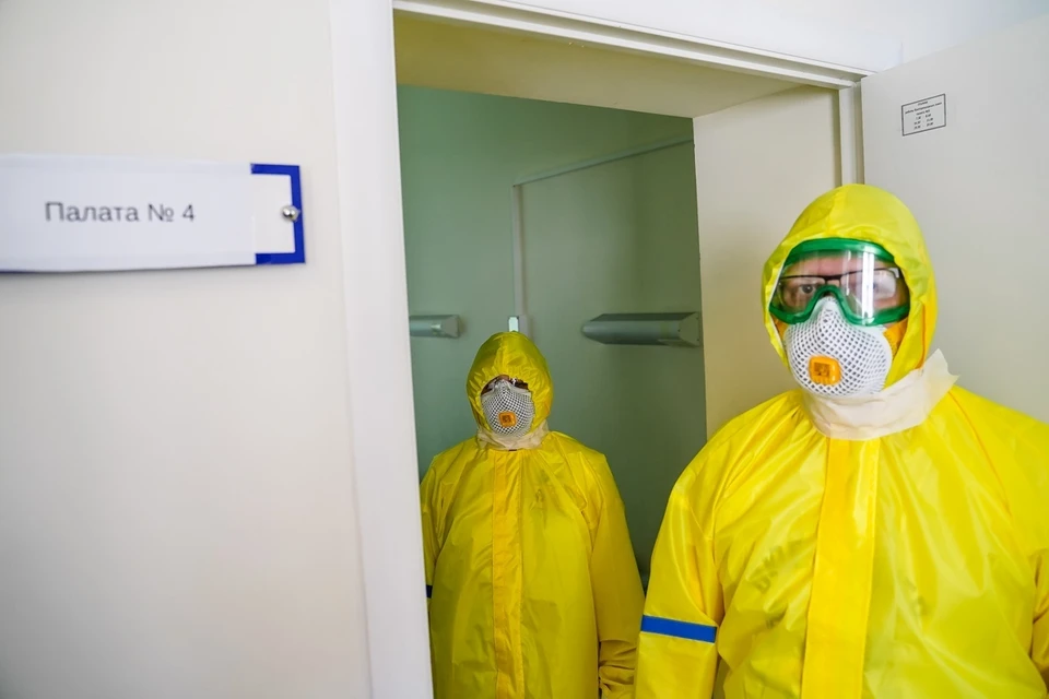 Врачам нужна помощь в борьбе с пандемией