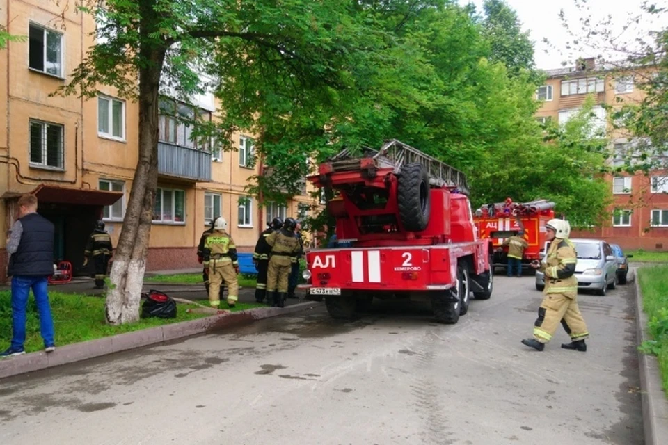 Сколько человек спасли при пожаре в многоэтажке в Кемерове