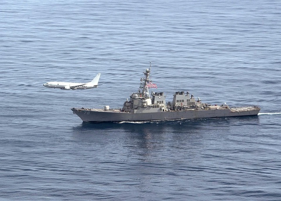 Американский эсминец ВМС вошел в Черное море
