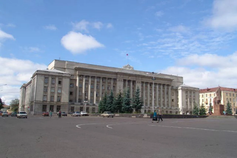 Акция по сбору подписей пройдет на Театральной площади. Фото: kirovreg.ru