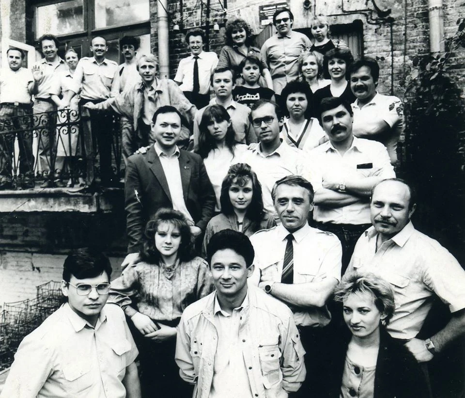 Коллектив газеты "Владивосток" в 90-егоды. Фото: из архива Валерия Бакшина