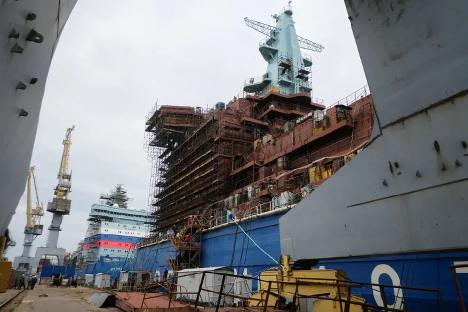 "Северная верфь" объявила закрытый конкурс на реконструкцию судостроительного завода.