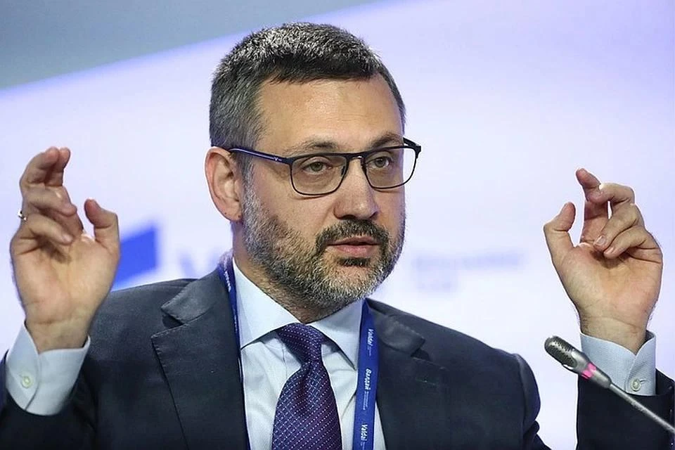 Легойда выступил против полного перехода на дистанционное образование. Фото: Дмитрий Феоктистов/ТАСС