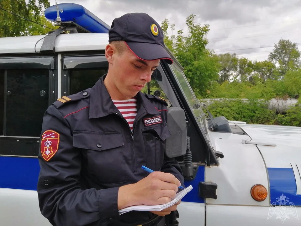 Наряд задержал дебошира.
