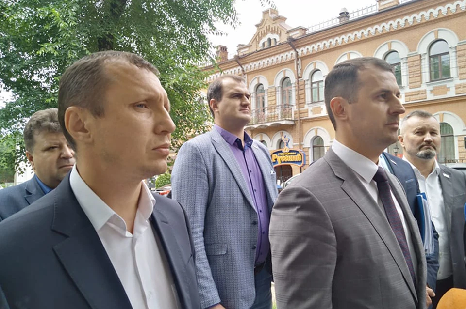 «Мы готовы сдать мандаты»: депутаты фракции ЛДПР высказались по задержанию Сергея Фургала