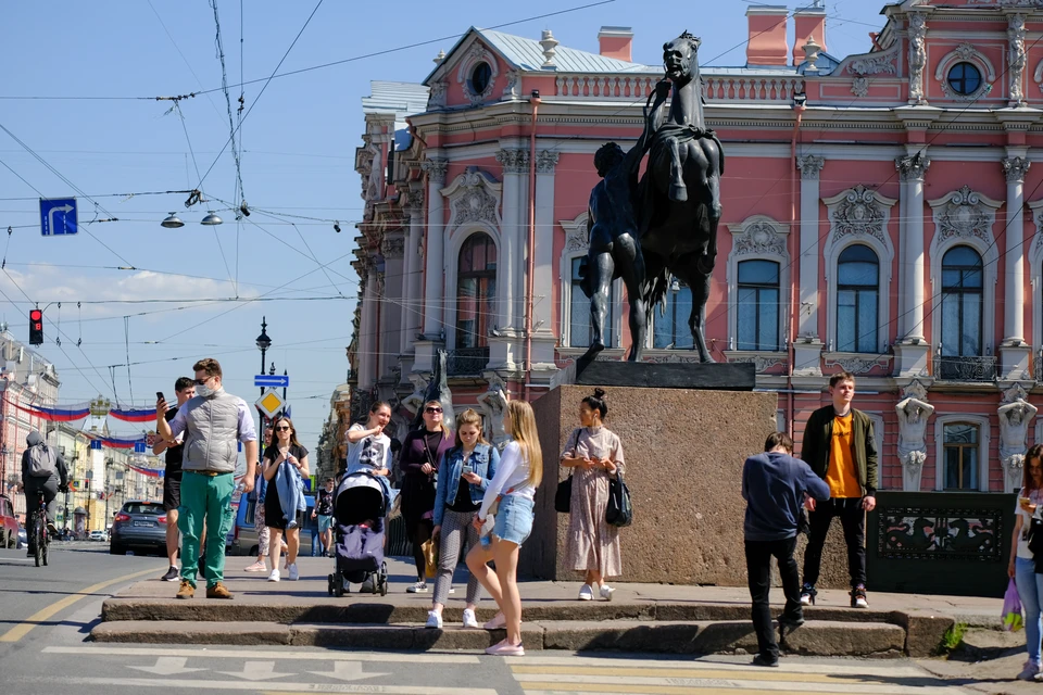 Вопрос "что происходит с коронавирусом в Санкт-Петербурге?" сейчас как никогда актуален.