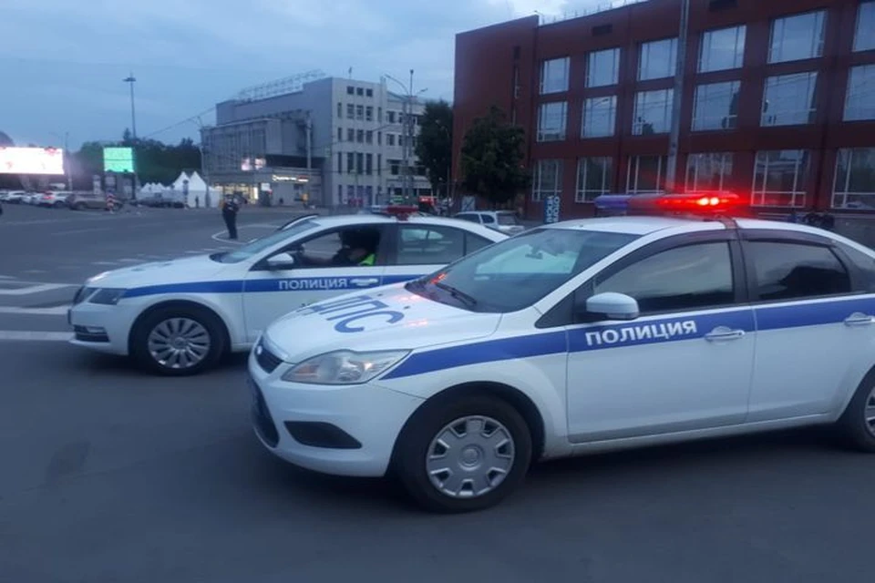 В Новосибирске ищут водителя сбившего мужчину на электросамокате. Фото: ГИБДД Новосибирска