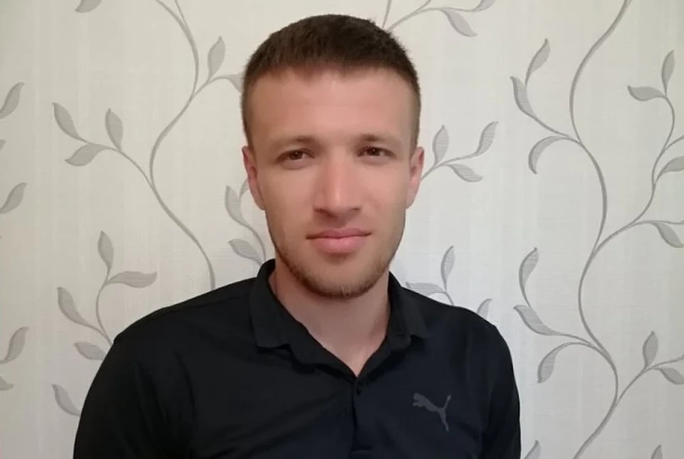 Мужчина первым бросился на спасение школьника. Фото: личный архив Дмитрия Луханина.