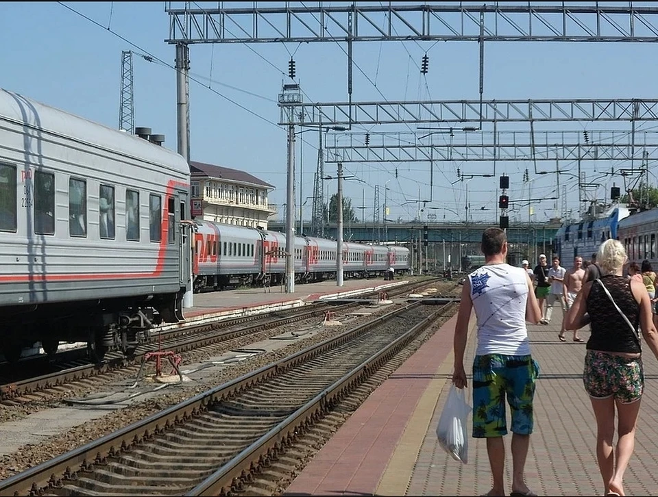Жители Ростова смогут воспользоваться новым транзитным поездом в Крым уже с 25 июля. Фото: Wikimedia / Павел Протченко
