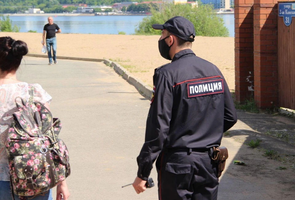 Полиции предстоит выяснить личность погибшего.