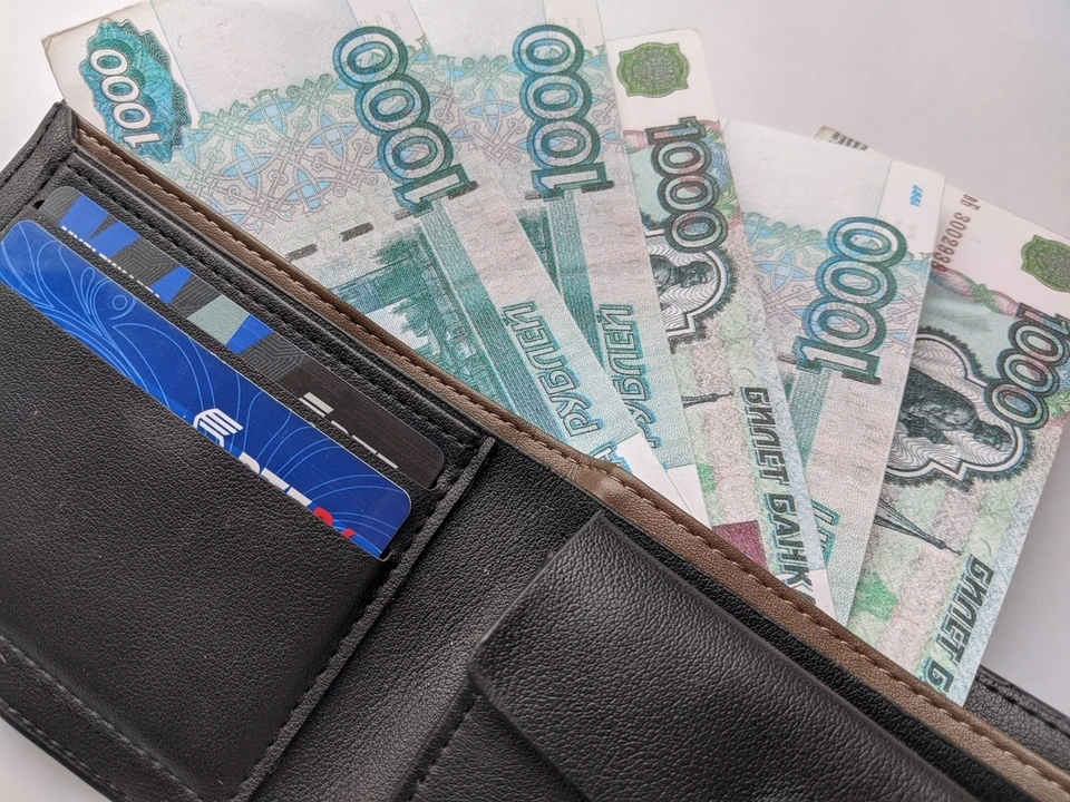 Мобильные мошенники обокрали тулячку почти на 500 тысяч рублей