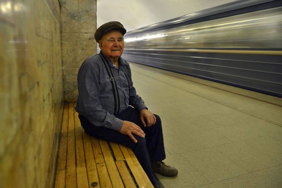 Последний портрет Василия Пескова сделан 6 августа 2013 года на станции метро «Динамо» его другом Сергеем Ждановым.