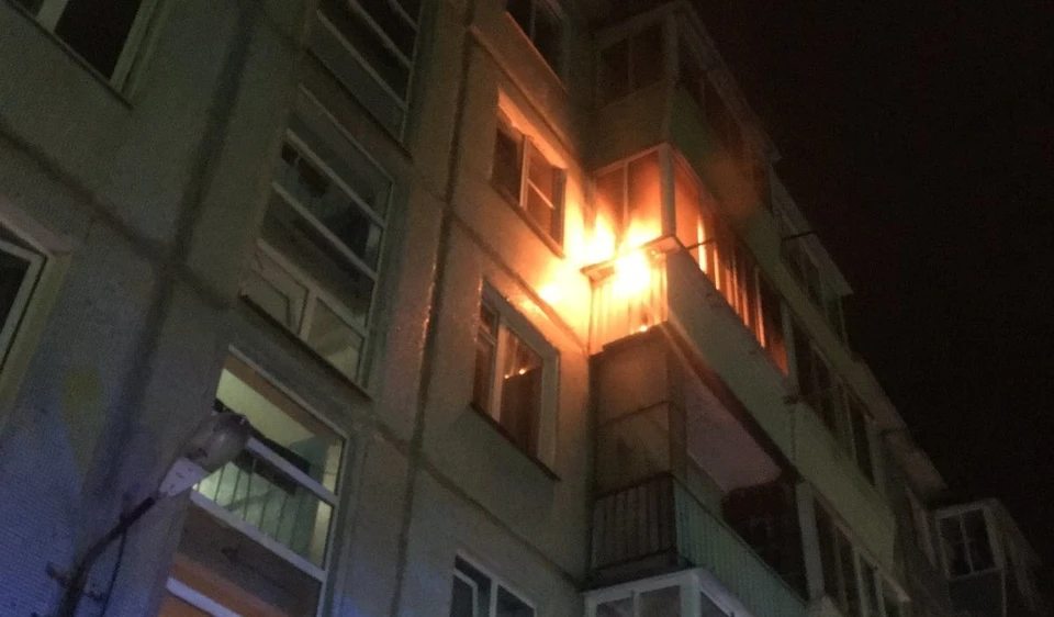 Пожар произошёл на четвертом этаже.