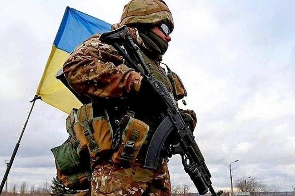 Украинские офицеры обманом собирали деньги на покупку пропавшей техники. Фото: ucoz.com