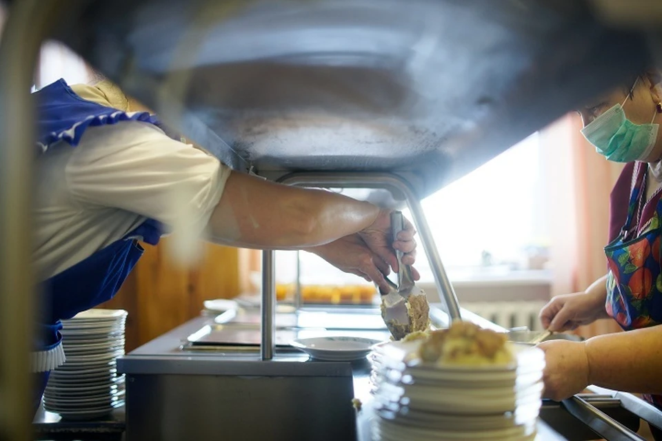 В пищеблоке лагеря были сломаны холодильники для хранения продуктов