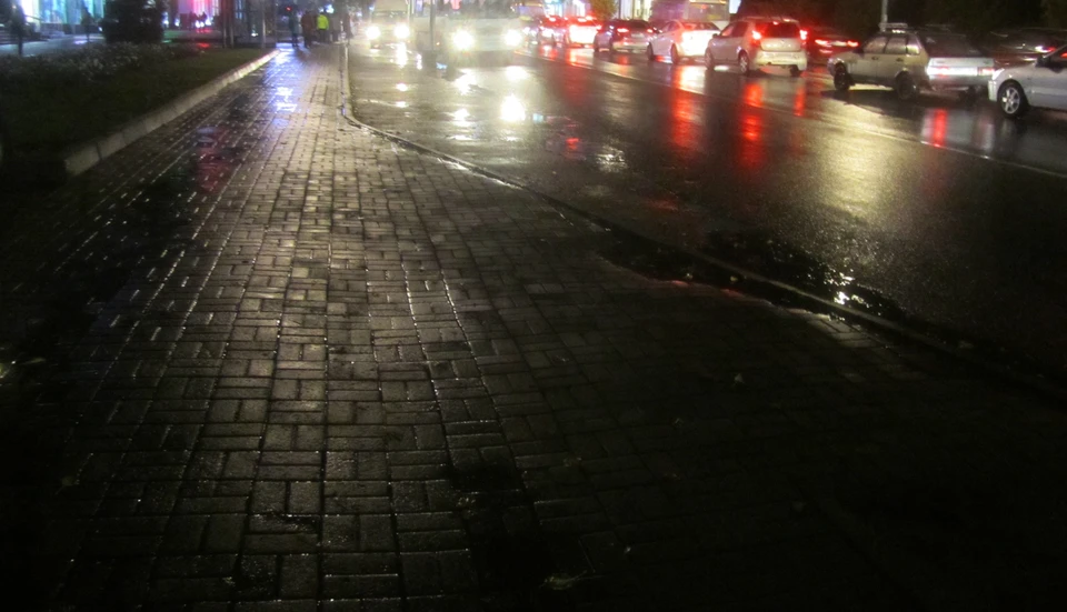 По некоторым улицам города вечером страшно ходить