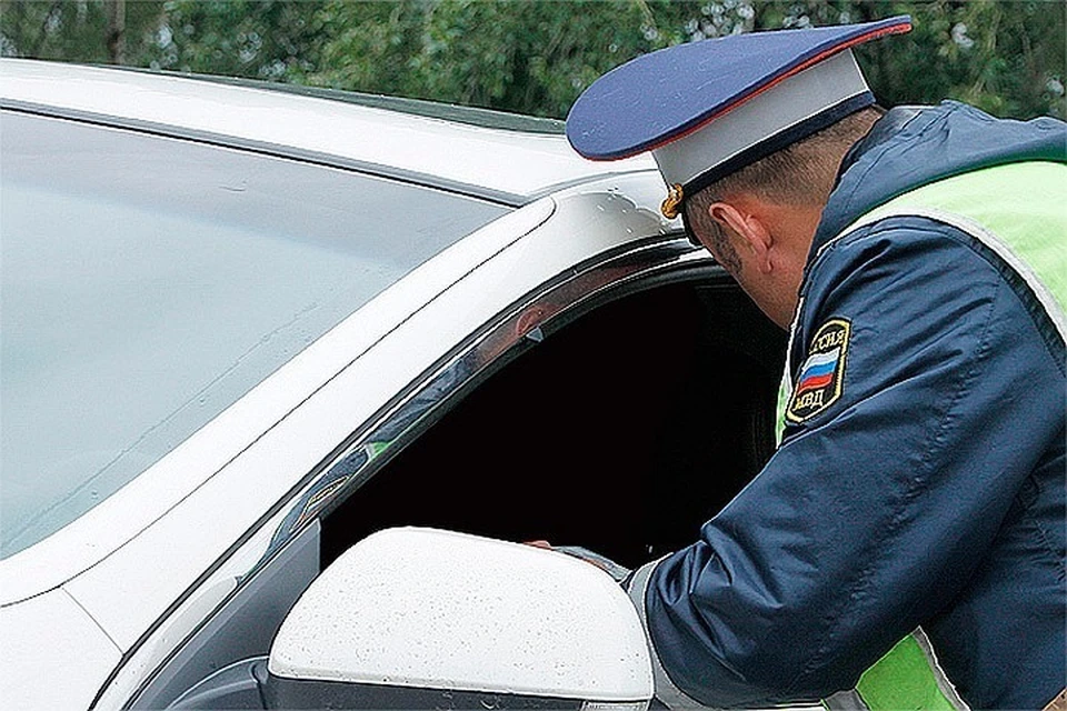Водитель попытался скрыться от полицейских, но ничего не получилось.