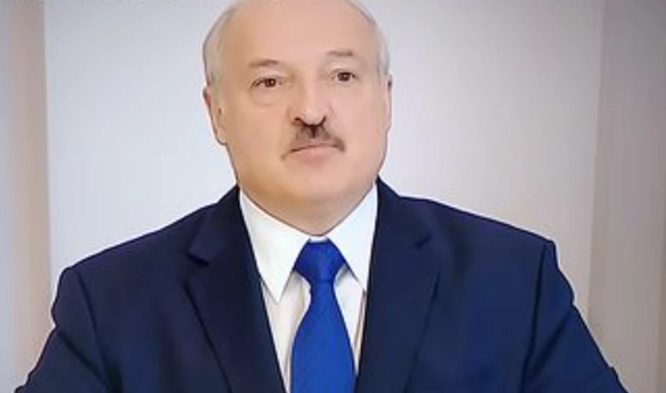Лукашенко заявил, что не позволит национальной валюте упасть