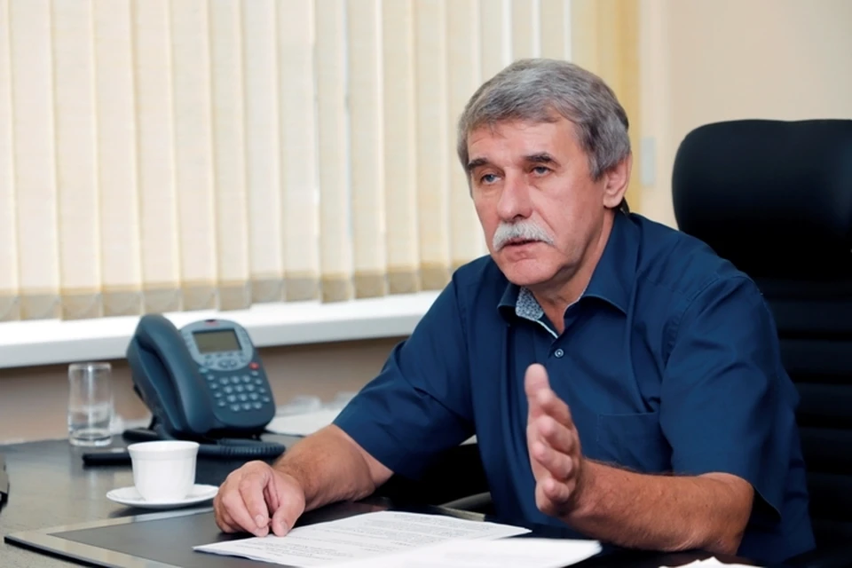 Владимир Вильчиков рассказал, как получить субсидию на оплату услуг ЖКХ в Кузбассе. Фото: Клим МУРАШКИН