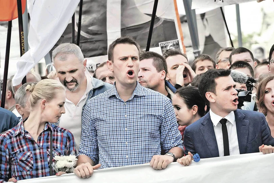 По словам личных врачей, до отравления Навальный был совершенно здоров и полон сил.