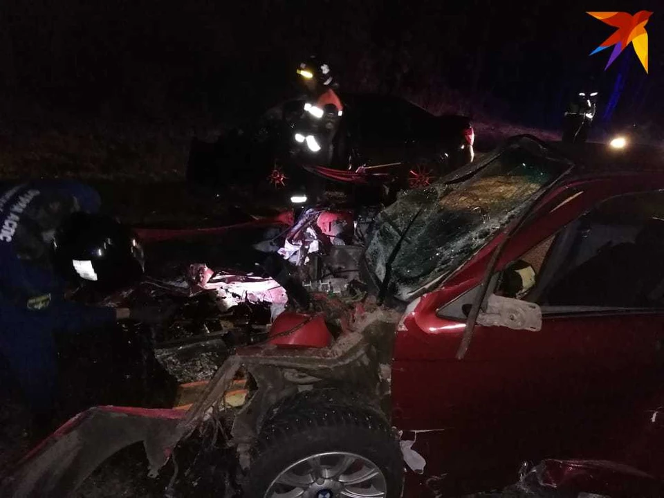 Два легковых автомобиля столкнулись ранним утром в районе Знаменки