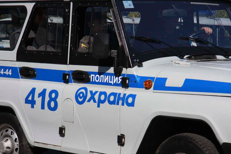 Сейчас мужчину ищет полиция.