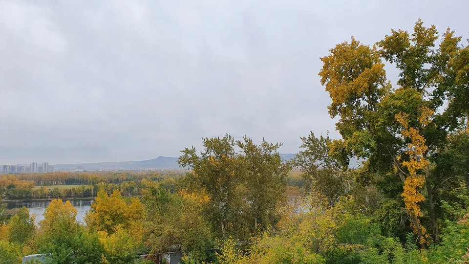 Красноярск снова окутала едкая дымка.