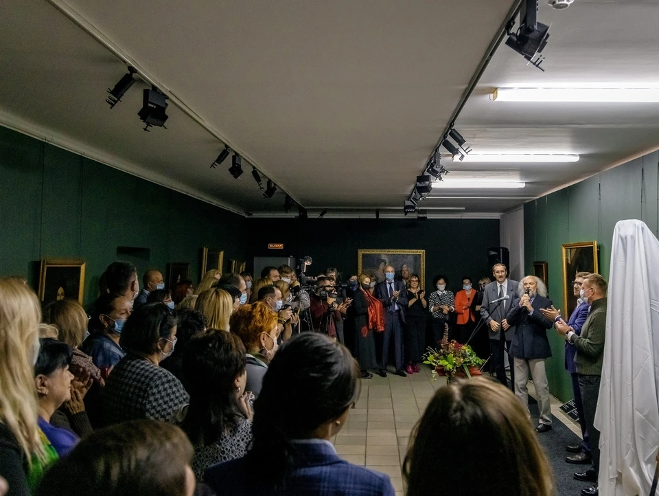 В галерее можно увидеть работы А.П. Антропова, А.Г. Венецианова, К.Е. Маковского, З.Е. Серебряковой и других известных художников