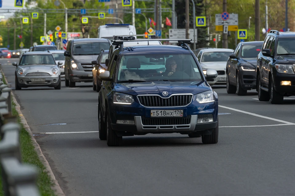 Петербург сковали 7-балльные пробки вечером 22 сентября