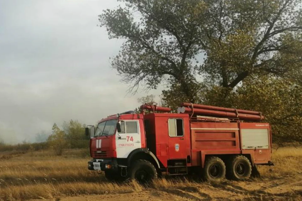 В донской столице продолжают полыхать ландшафтные и лесные пожары. Фото: ГУ МЧС