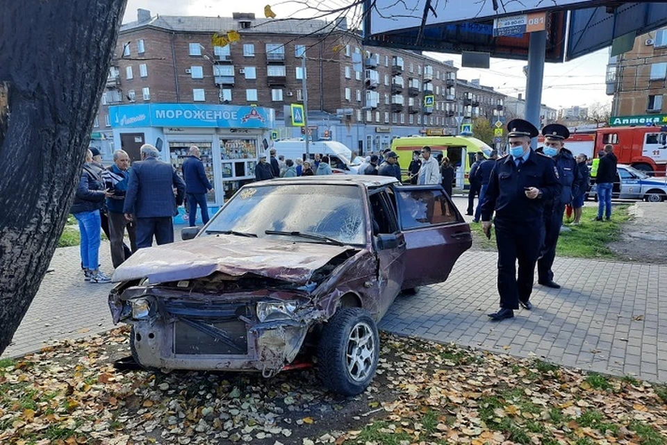 Авария случилась в 10 утра. Фото: УГИБДД по Свердловской области