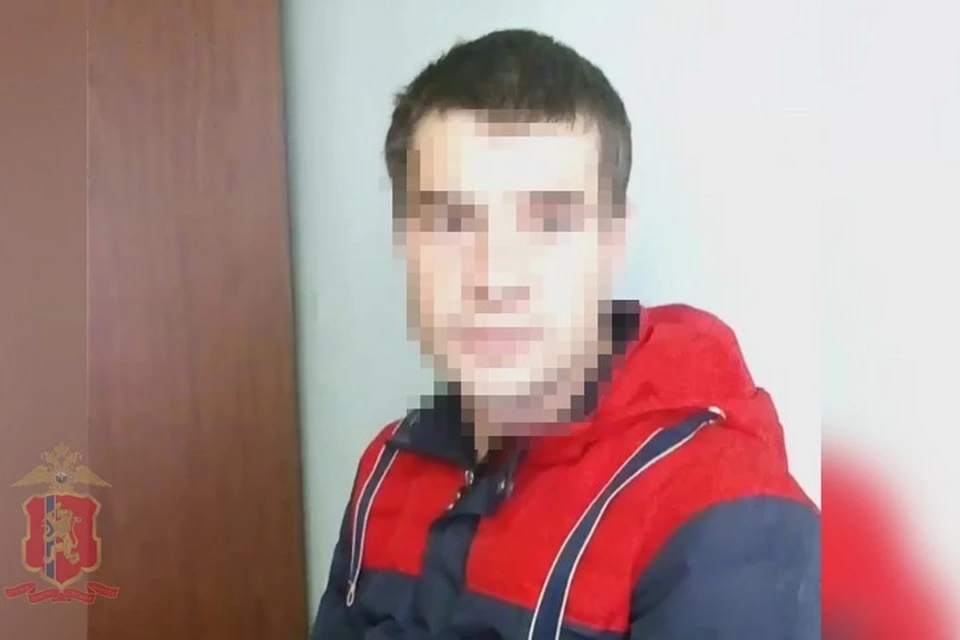 В Железногорске суд оставил на свободе лже-террориста, сообщившего о минировании рынка. Стоп-кадр видео