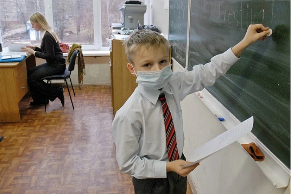 О заболевших коронавирусом учителях рассказали в кузбасском Роспотребнадзоре