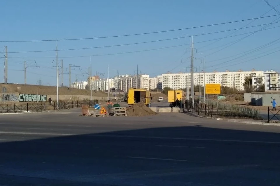 Зачем в Астрахани раскопали новую дорогу?