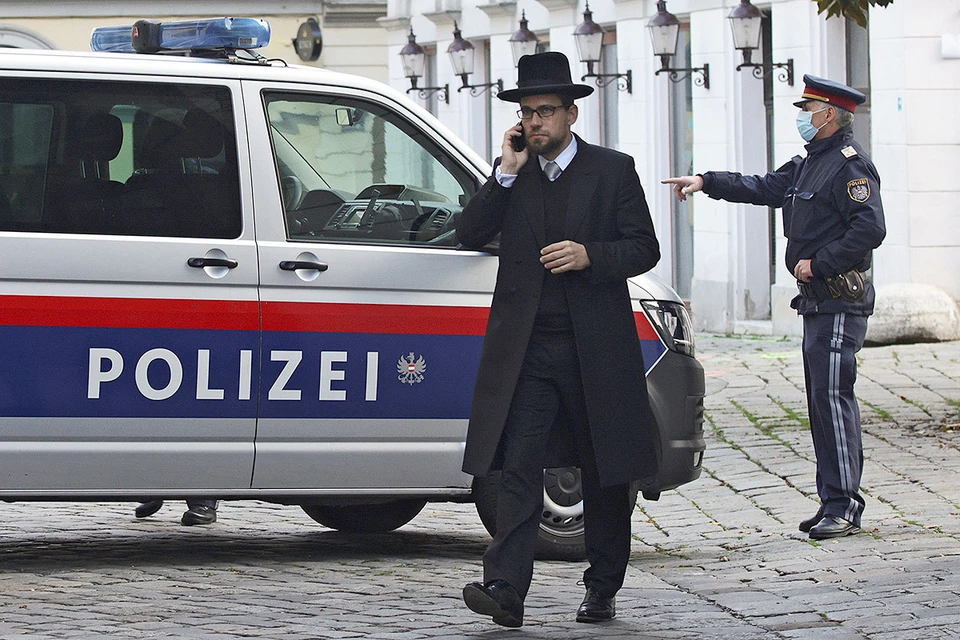 На месте теракта у синагоги в центре Вены, 3 ноября 2020 г.