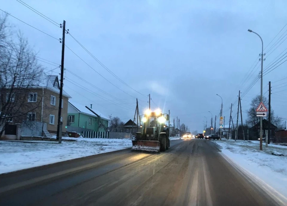 Со снегопадом на улицах Ижевска боролись 44 машины Фото: со страницы главы города Олега Бекмеметьева