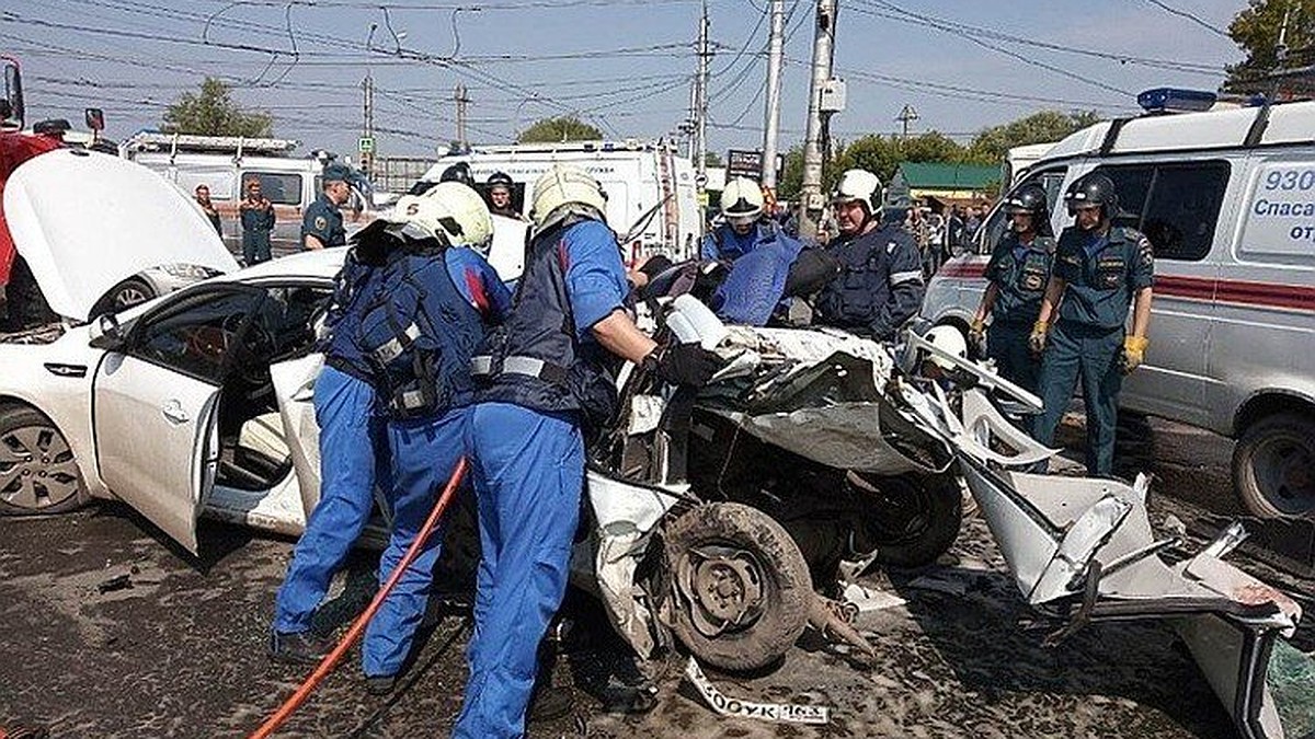 Это искажает саму суть правосудия»: почему дело о страшном ДТП на Кряже не  дошло до приговора - KP.RU