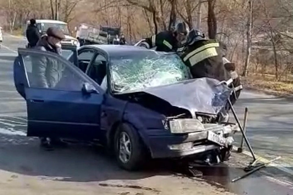 Выезд на встречную полосу закончился травмами у 5 человек