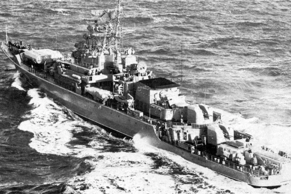После бунта Саблина большой противолодочный корабль перегнали на Тихоокеанский фот, а затем продали в Индию на металлолом.