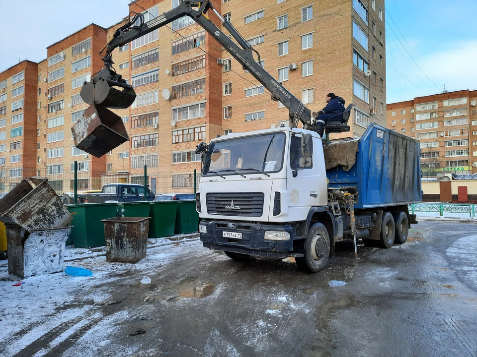 На сегодняшний день всего в регионе не хватает 4000 контейнеров и 560 бункеров-накопителей.