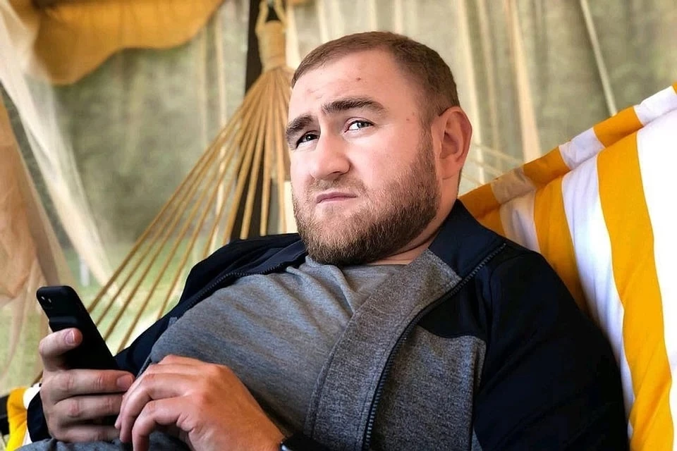 Арашуков сдал текст на наличие у него вирусного заболевания. Защитник добавил, что результат анализа на коронавирус будет известен в начале следующей недели